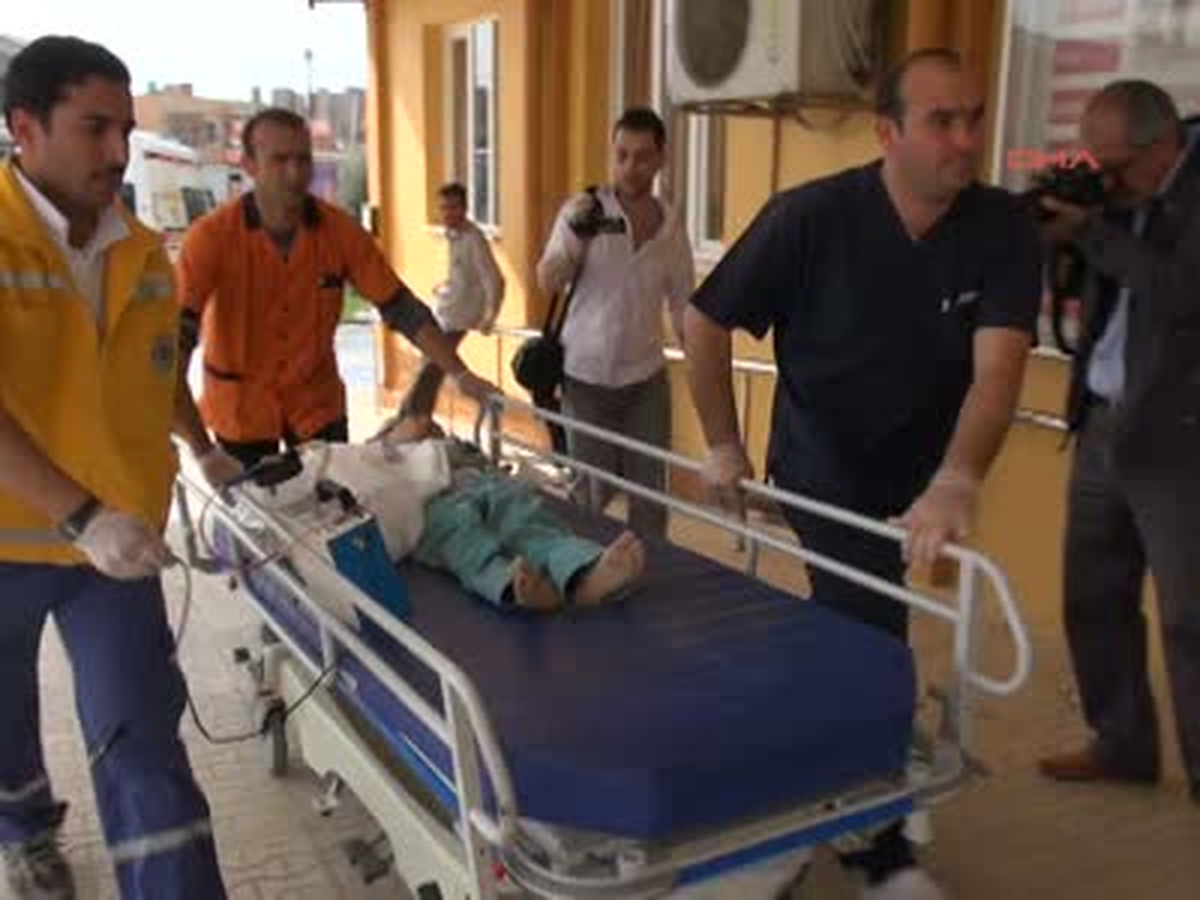 Suriye\'den 35 Yaralı Getirildi