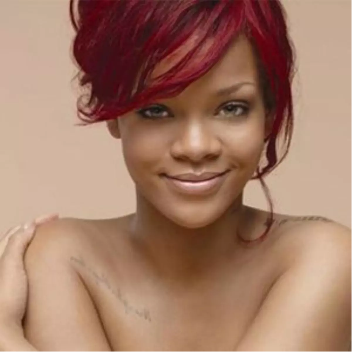 Rihanna Soyundu