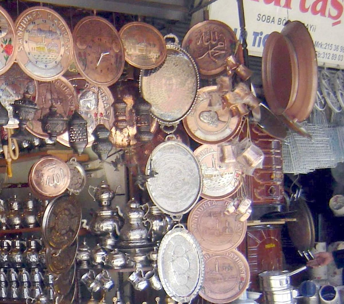 Şanlıurfa Hatırası Duvar Saatleri İlgi Görüyor