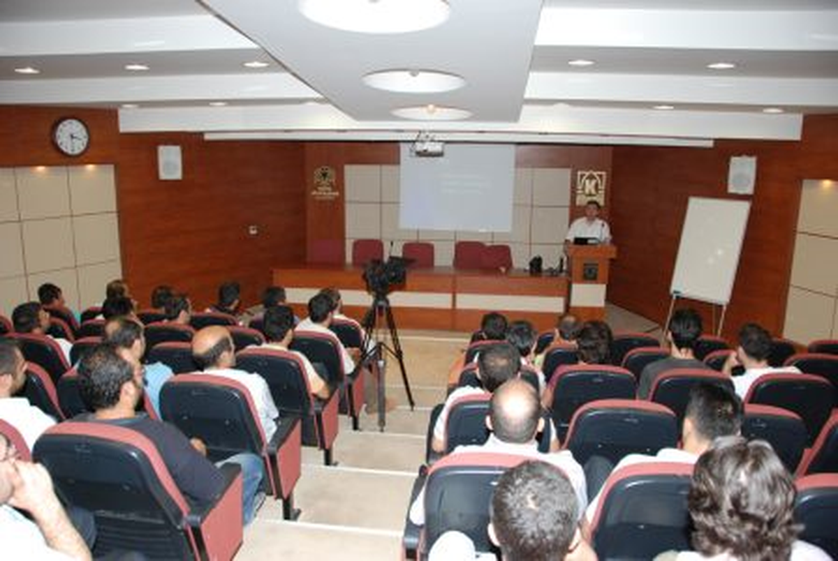 Süs Hayvanı Satışı Yapanlara Eğitim Semineri