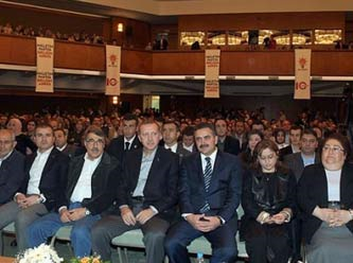 AK Parti\'nin Kızılcahamam Kampı