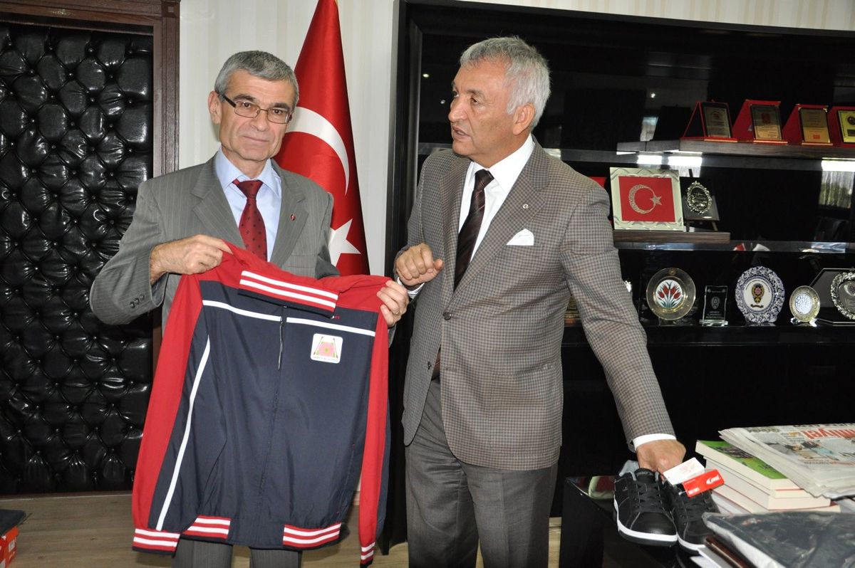 Başkan Günaydın, Başarıyı Ödüllendirdi