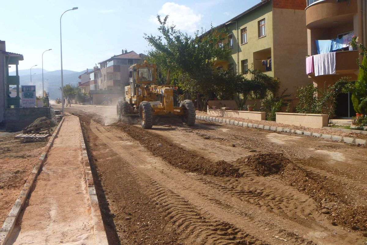 Bilecik Belediyesi\'nin Alt Yapı Çalışmaları Sürüyor