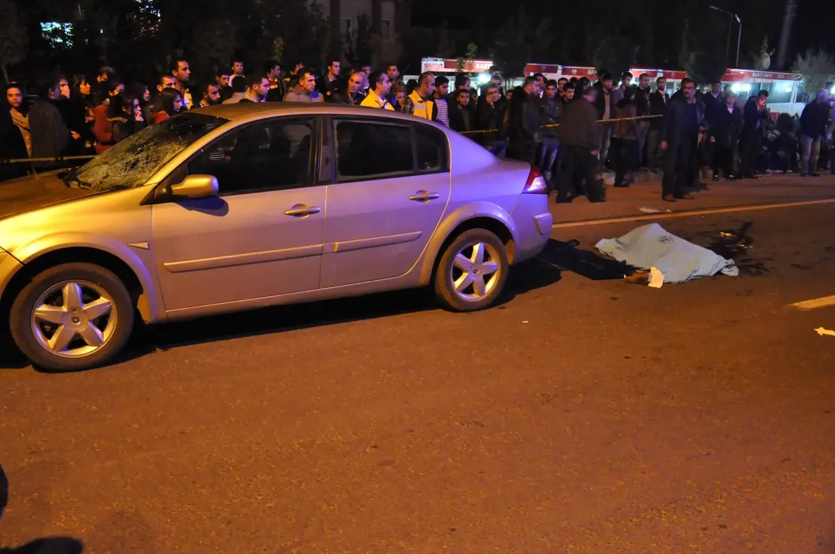 Bingöl\'de Trafik Kazası: 1 Ölü 3 Yaralı