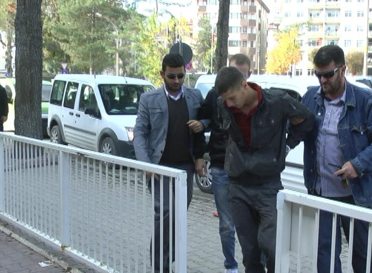 Bolu Polisi Hırsızları Çamur İzinden Yakaladı