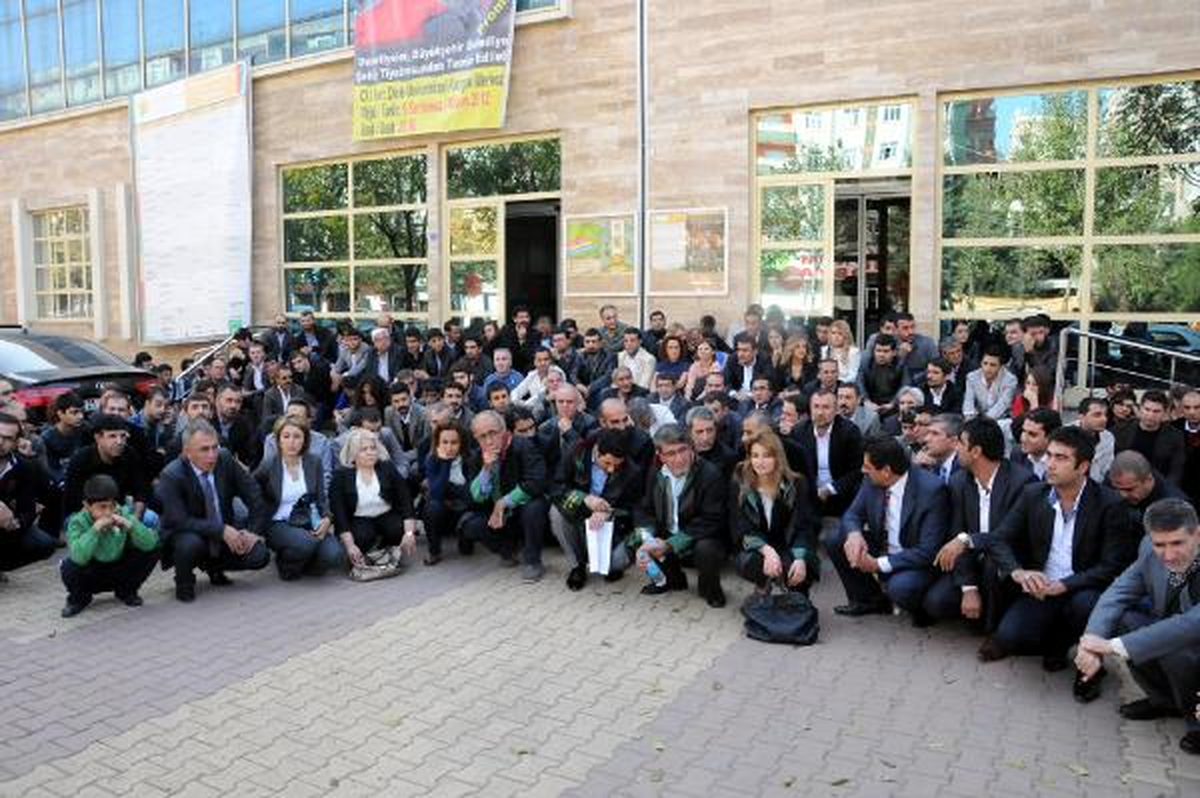 Diyarbakır Barosu: Tutukluların Talebi Bizim Talebimizdir