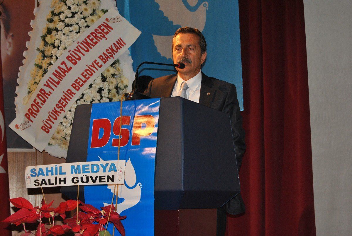 Eskişehir\'de Ecevit\'in Anma Programı