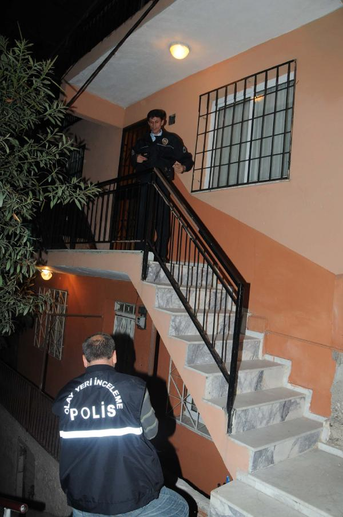 Ev Sahibine Hırsız Şoku