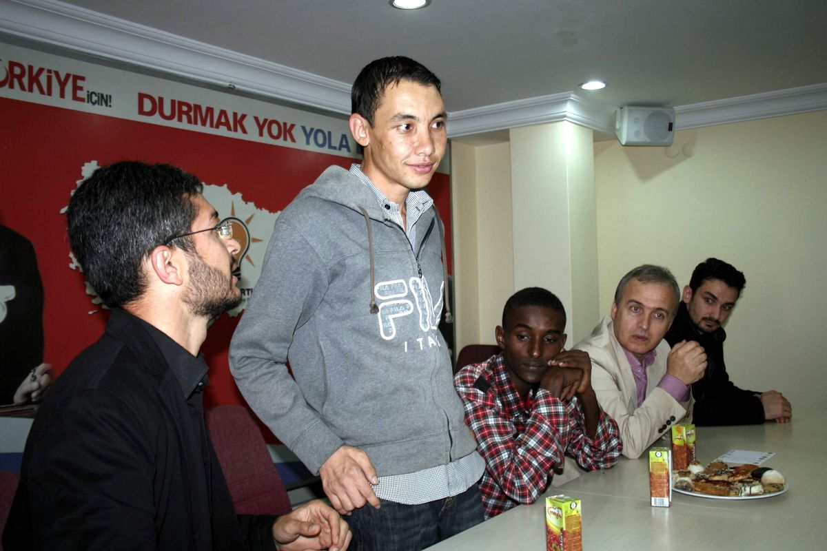 Hamdi Uçar, Yabancı Öğrencilerin Sorunlarını Dinledi