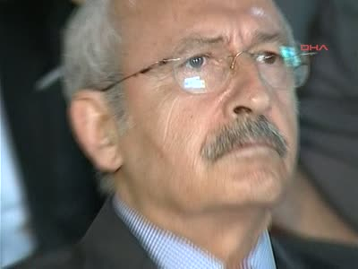 İzmir ) Onu Halkın Arasına Karışmaktan Men Edeceğim