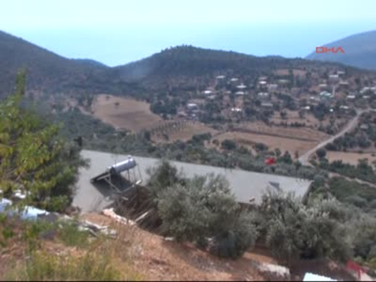 Kaş Emekli Banka Müdürü Kedileri Uğruna Evini Taşıdı