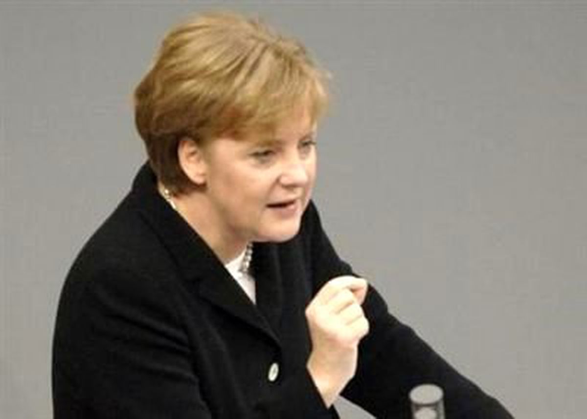 Merkel: Kriz 5 Yıl Sürebilir