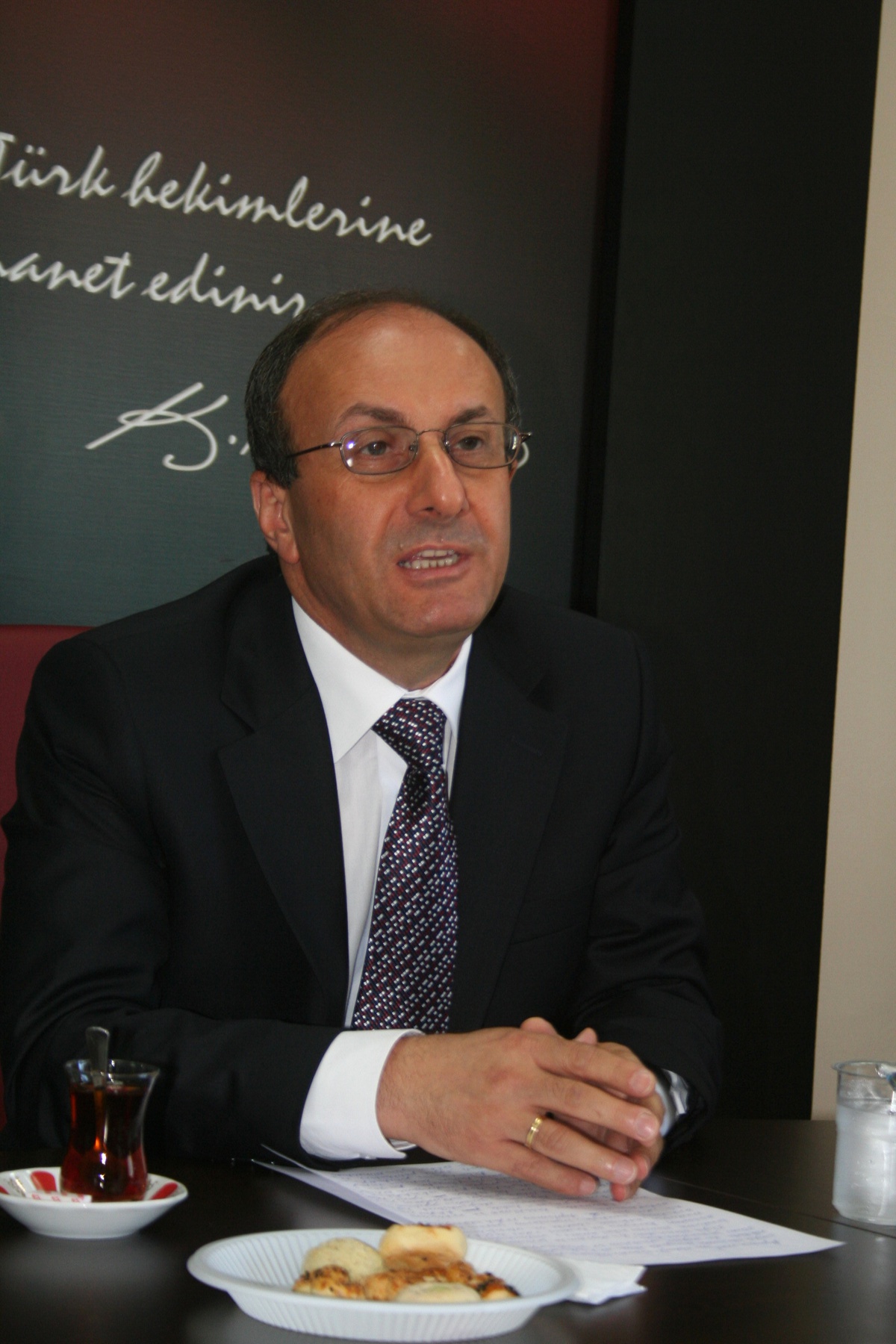 Organ Beklerken Hayatlarını Kaybediyorlar
