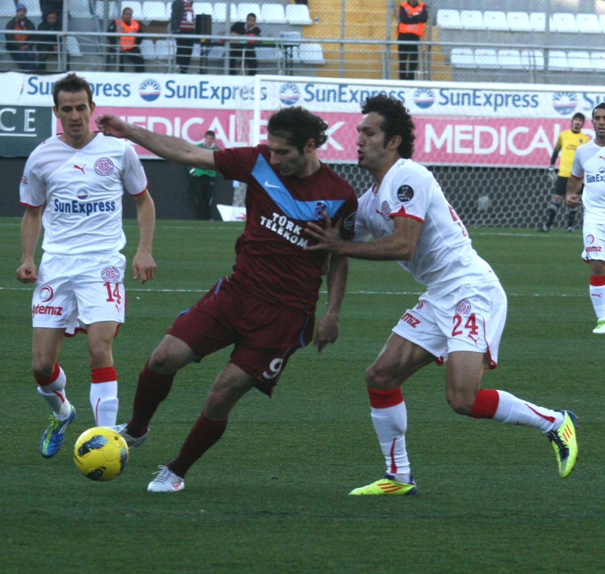 Trabzonspor ile Medical Park Antalyaspor 35\'inci Randevuda