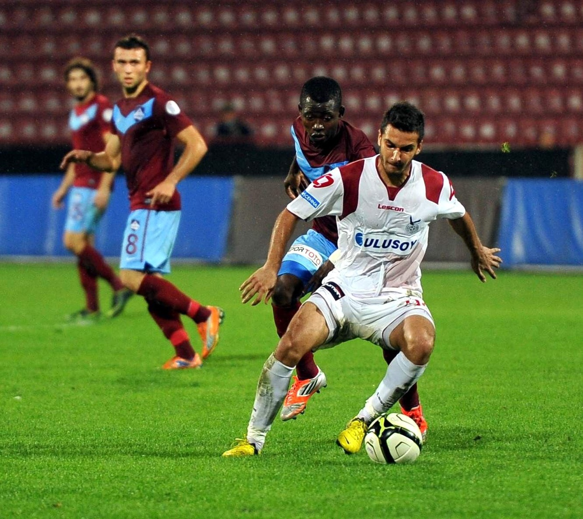 412 Gün Sonra Evinde Mağlup Oldu