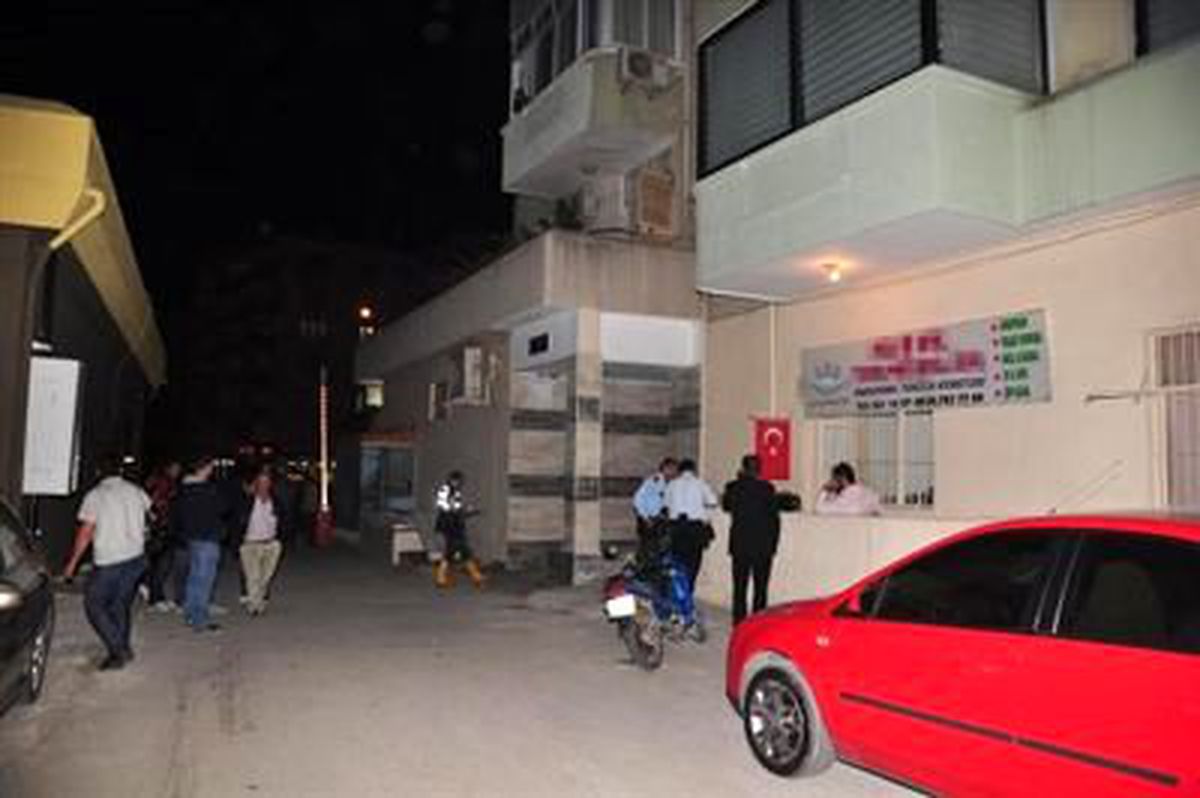 Apartman Bodrumunda Kendini Astı