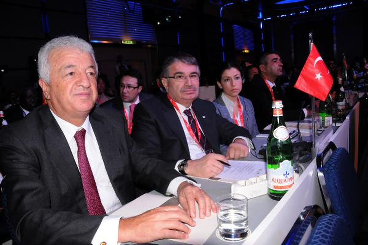 Bakan Şahin Açlık Grevleriyle İlgili Konuşmadı