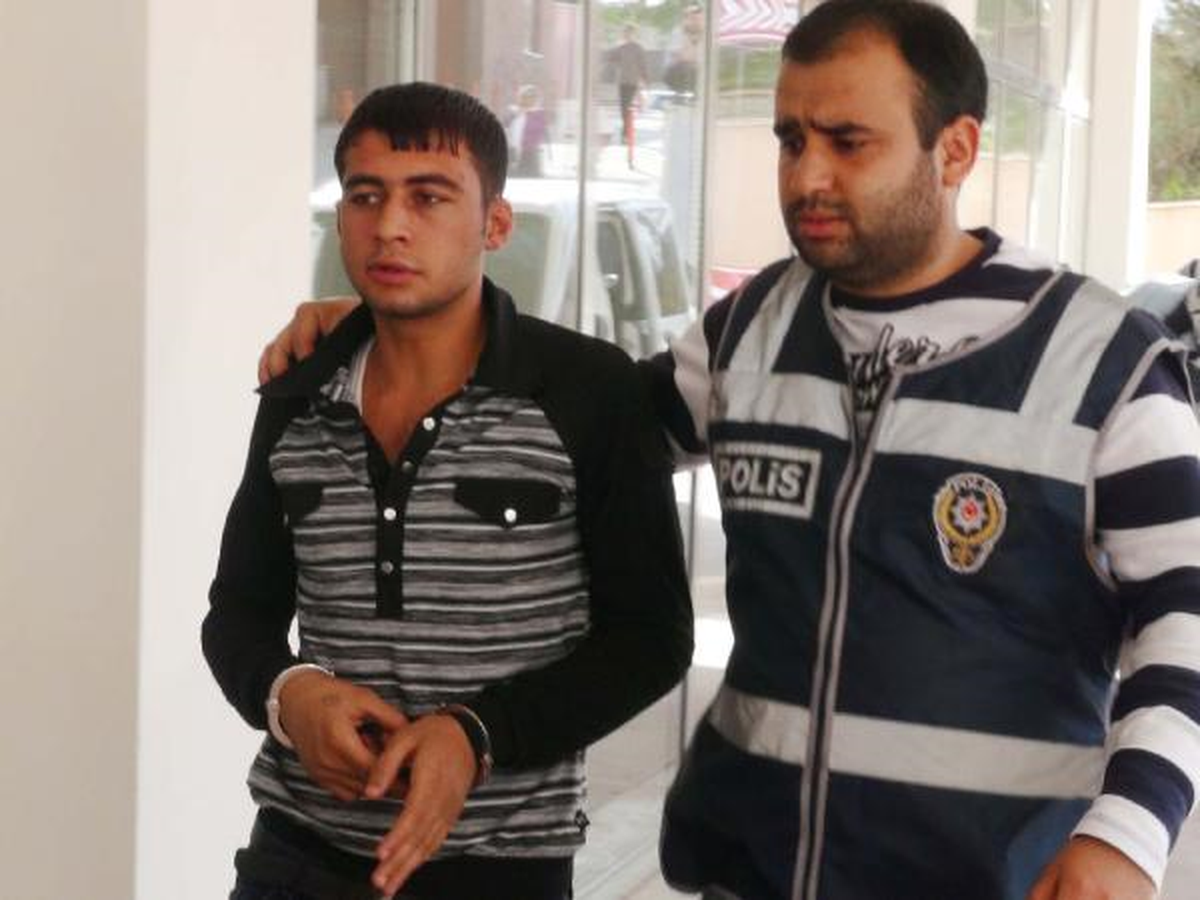 Kafe Hırsızları Suçüstü Yakalandı