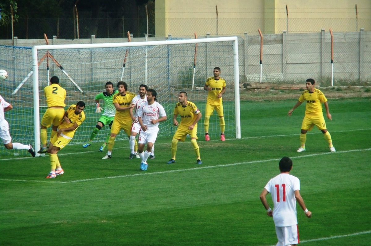 Kemalpaşaspor Kayaya Çarptı