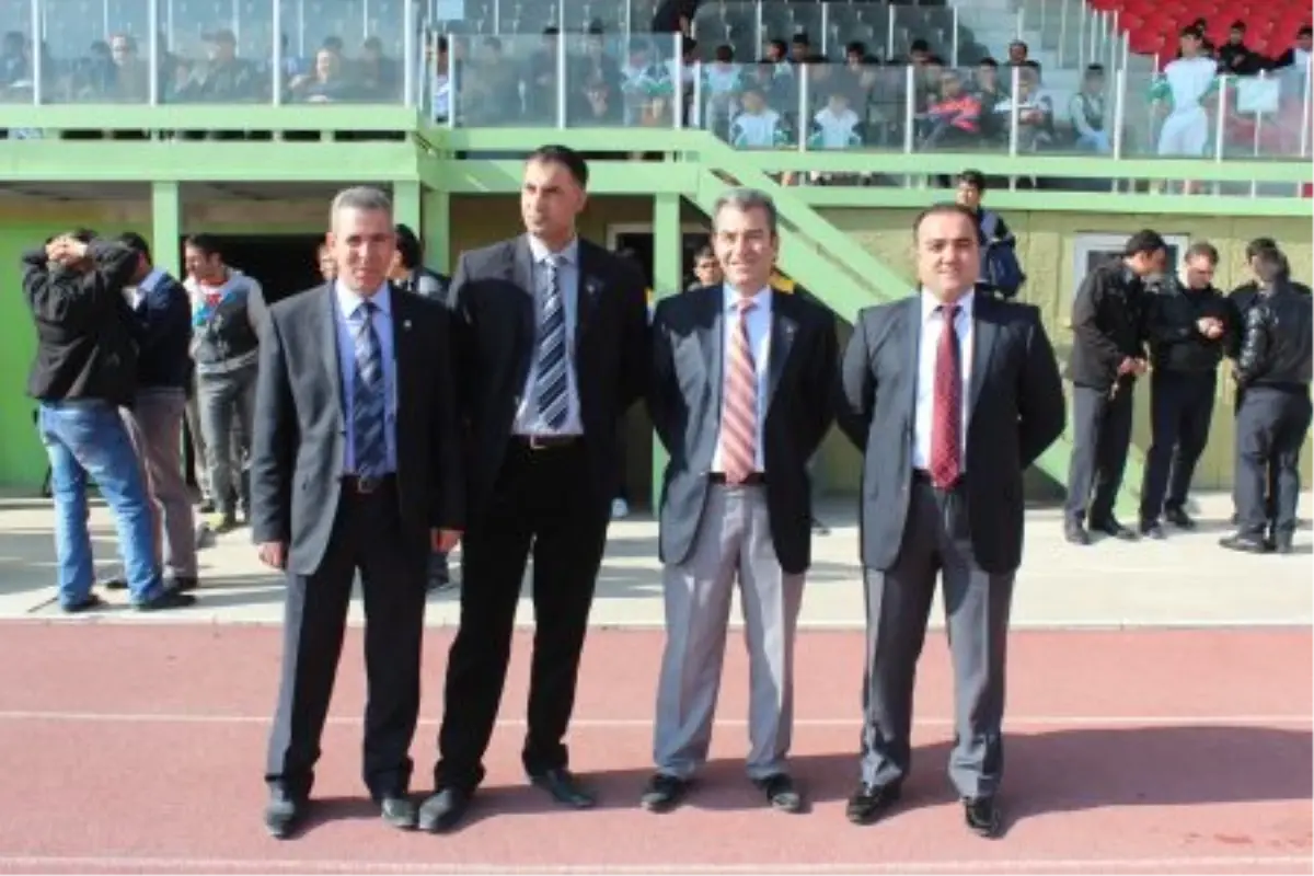 Liseler Arası Futbol Turnuvası Başladı