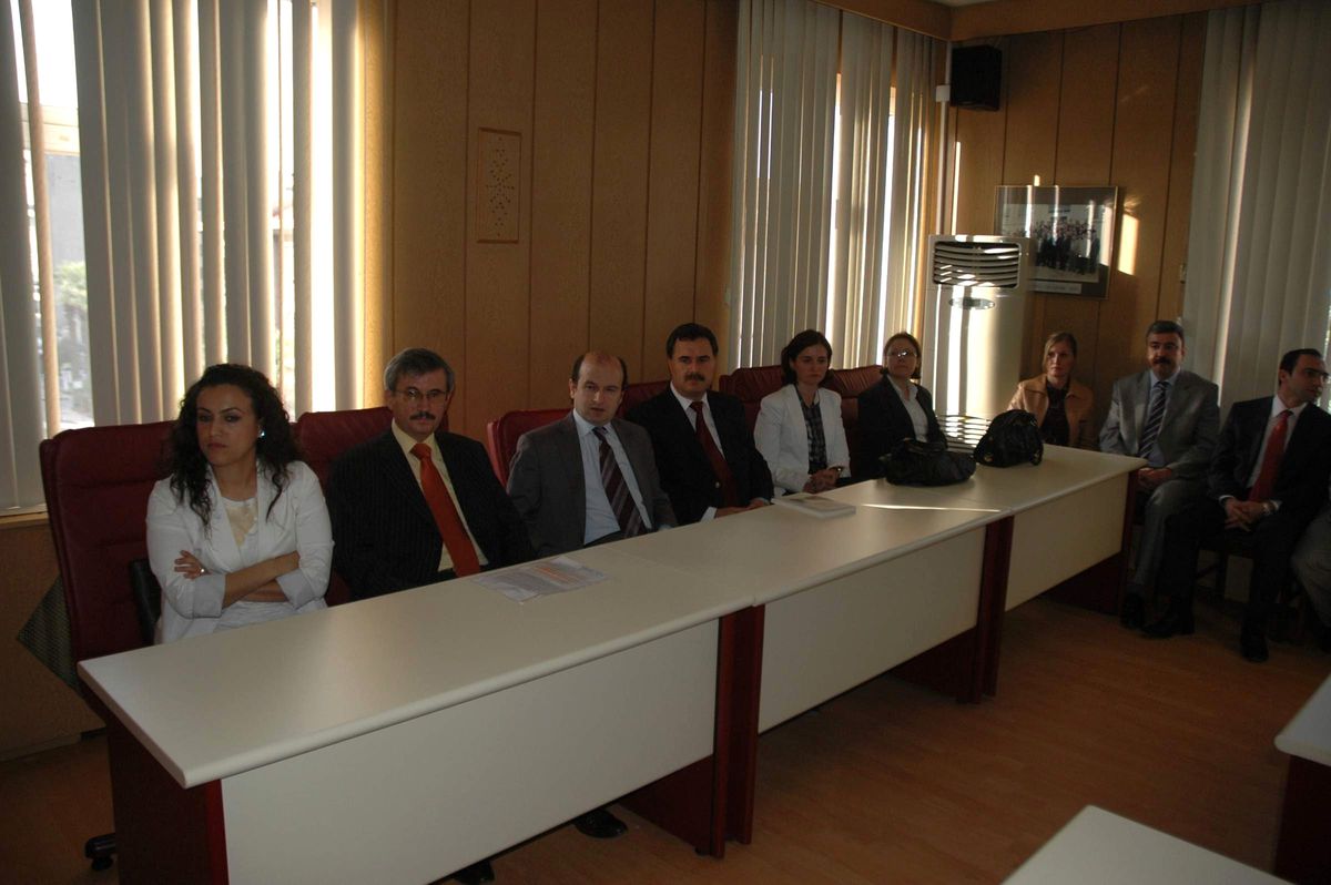 Manisa Barosu Yeni Yönetimini İgm\'ye Tanıttı