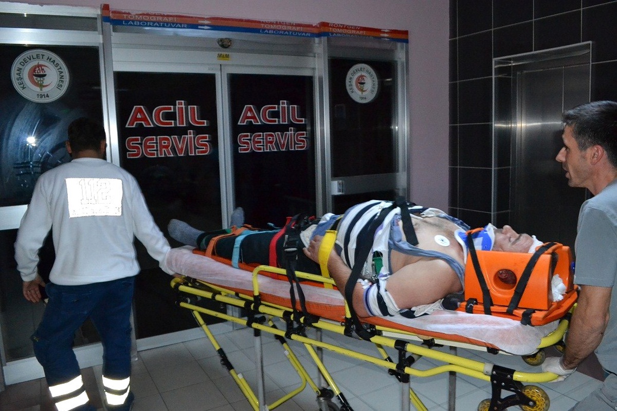 Motosikletten Düşen Şahıs Ağır Yaralandı