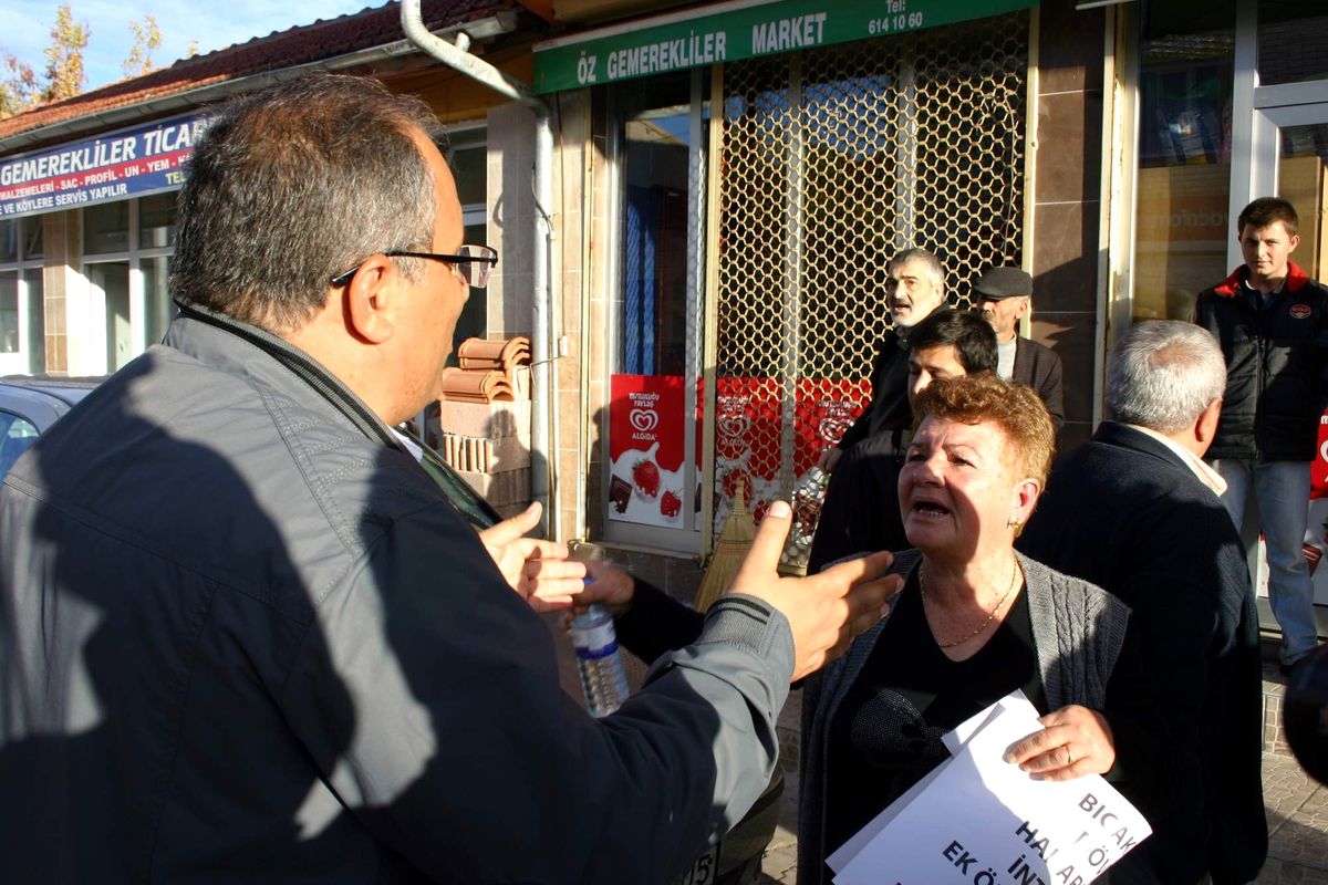 Öğretmene Polis Tehdidi İddiası