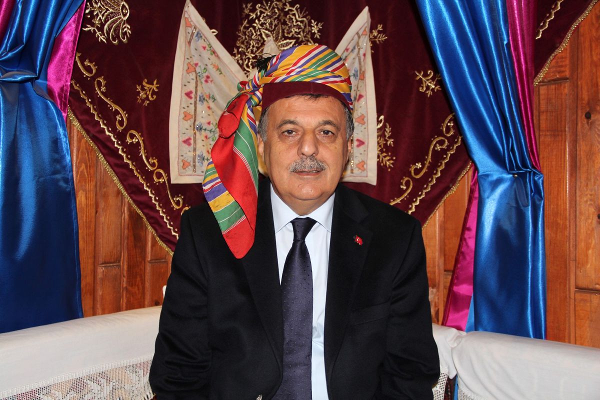 Pakdil Çankırı\'da \'Başağa Fesi\' Giydi