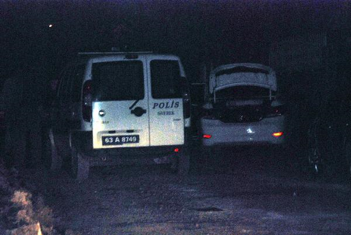 Kaçan Otomobilden 60 Kilo Esrar Çıktı