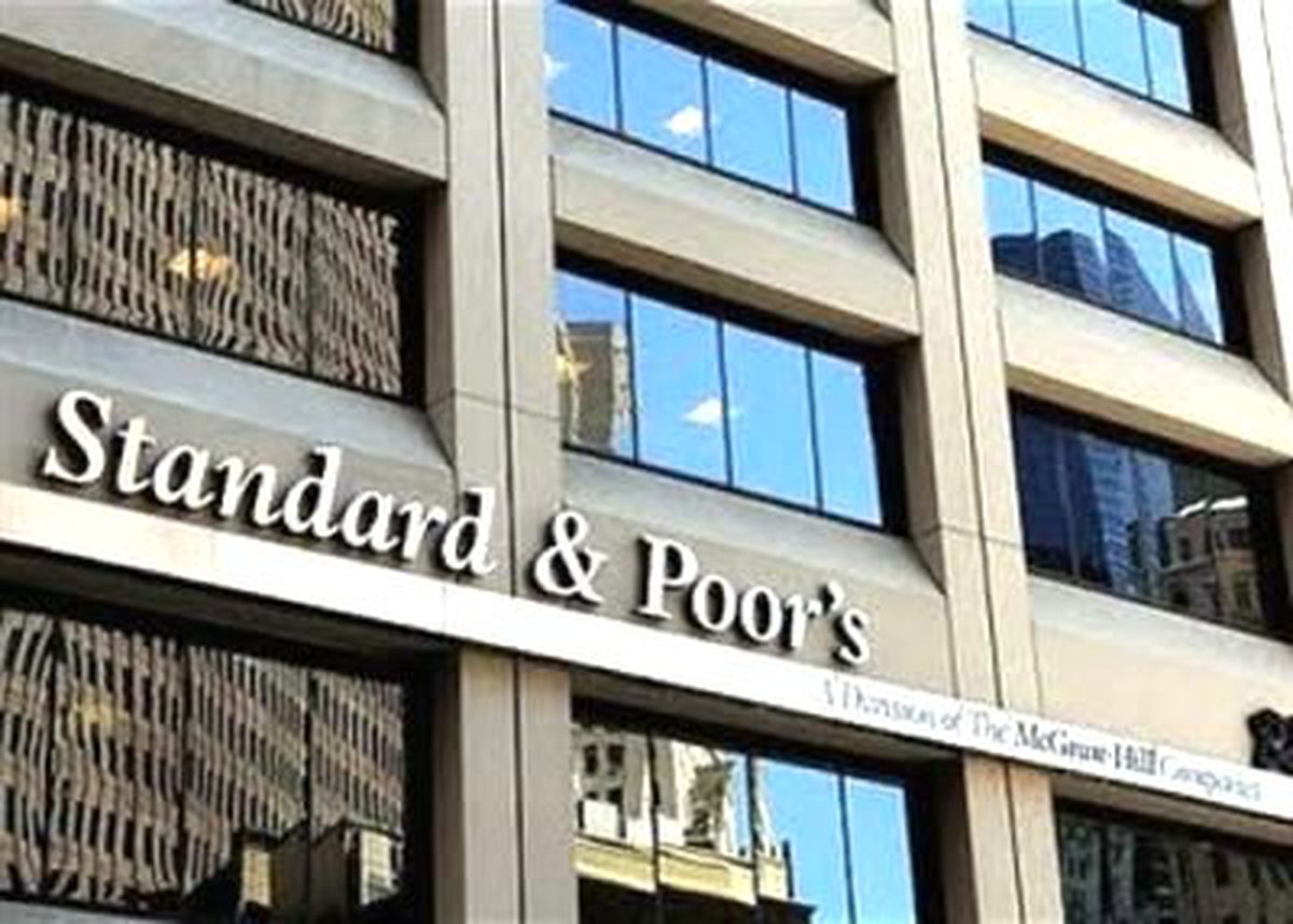 S&p Sert Taşa Çarptı