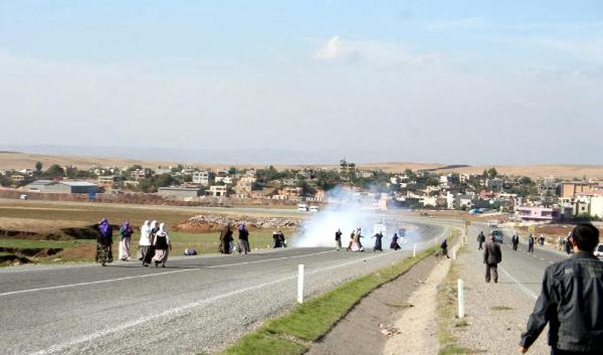 Siirt\'te Yürüyen Gruba Gazlı Müdahale