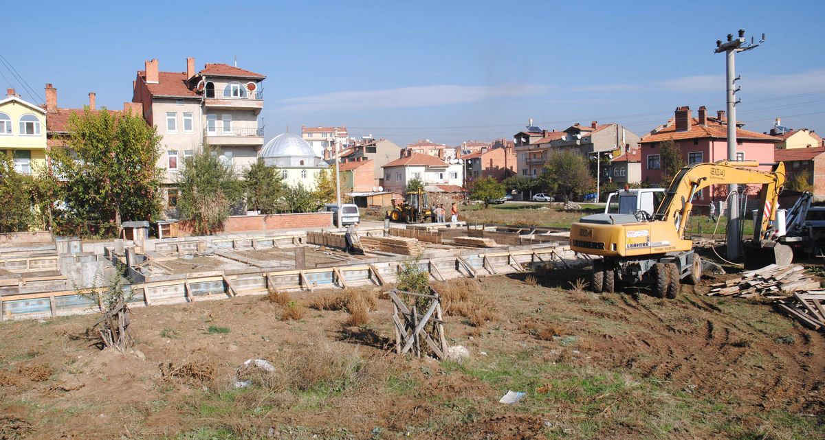 Tavşanlı\'da Çırçırçeşme Mahallesi\'ne Düğün Salonu