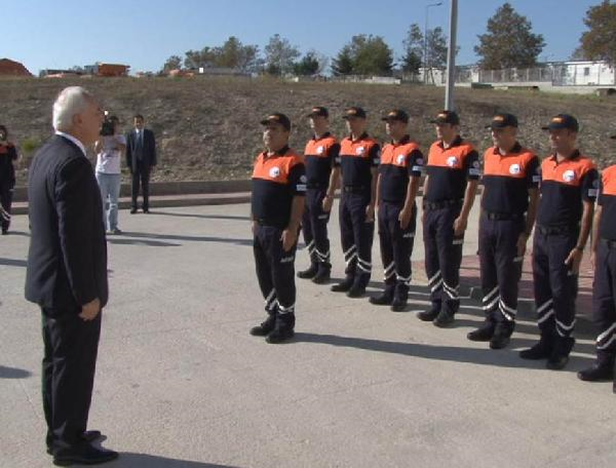 Vali Mutlu Afad\'ta İncelemelerde Bulundu