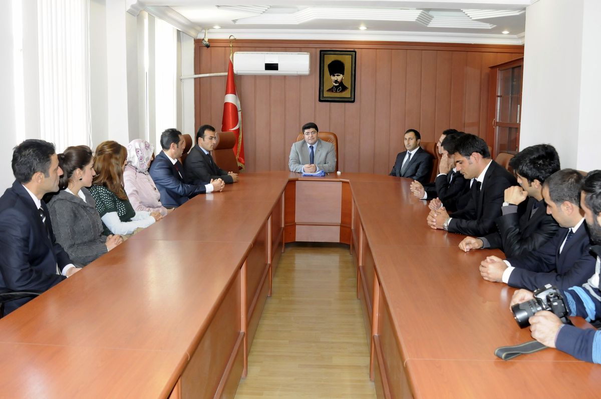 Yüksekova\'da 13 Kişinin İşe Alınması