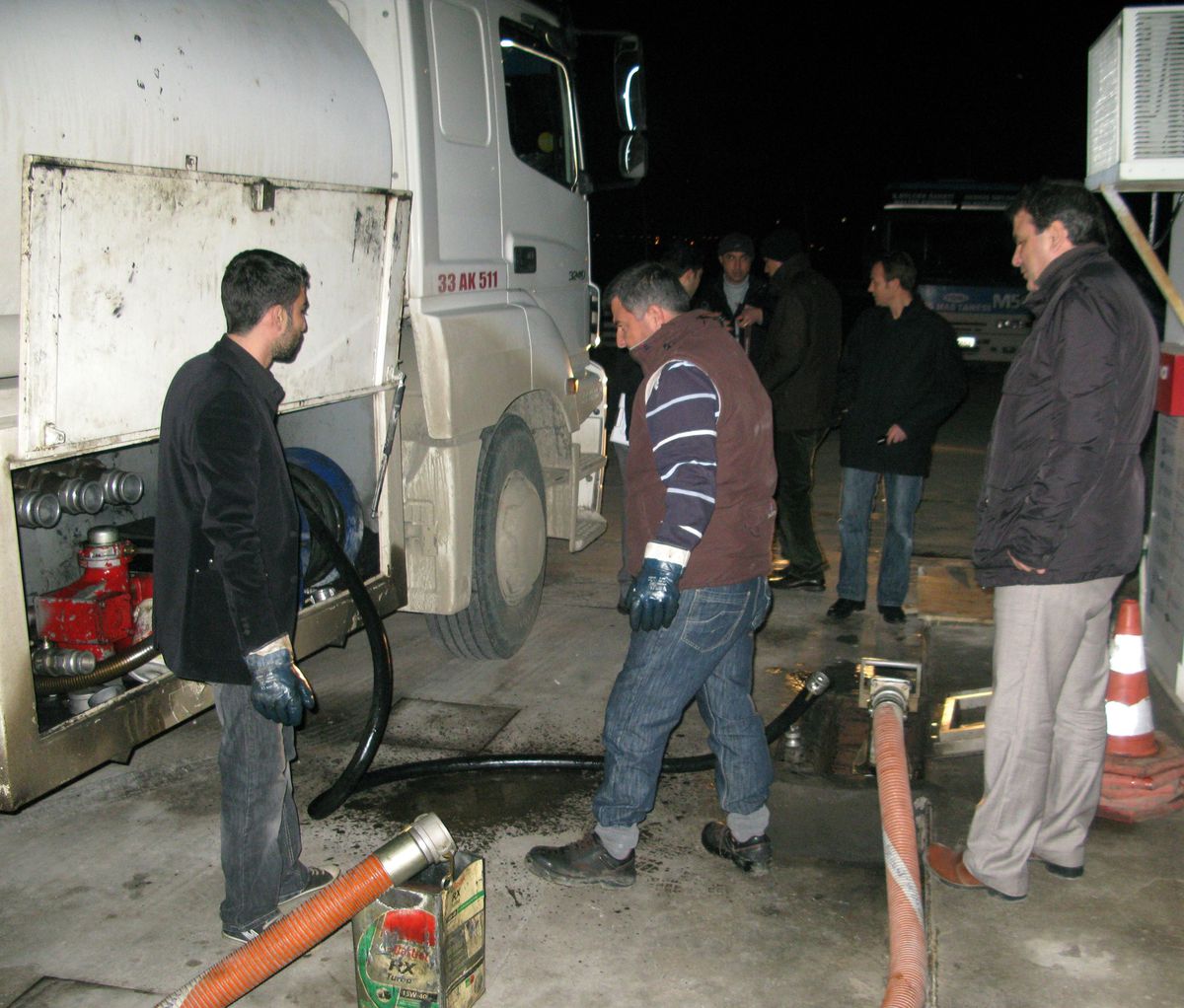 Aksaray\'da Kaçak Akaryakıt Operasyonu