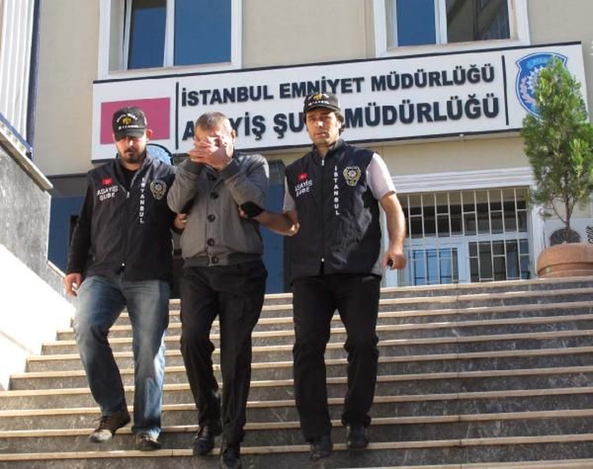 Ayrılmak İsteyen Sevgilisini Öldürdü