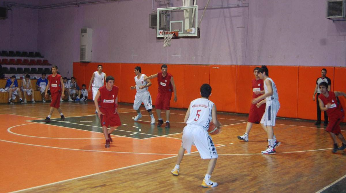 Bağlar Basketbol Takımı Şampiyon Oldu