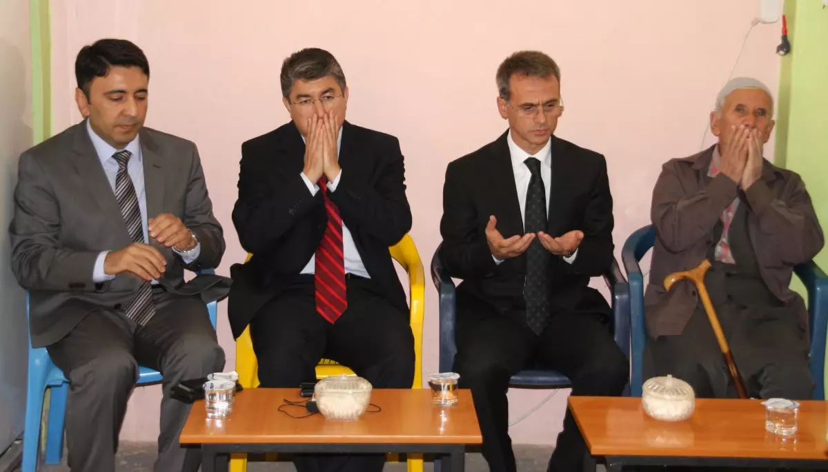 Güven'den Taziye Ziyareti