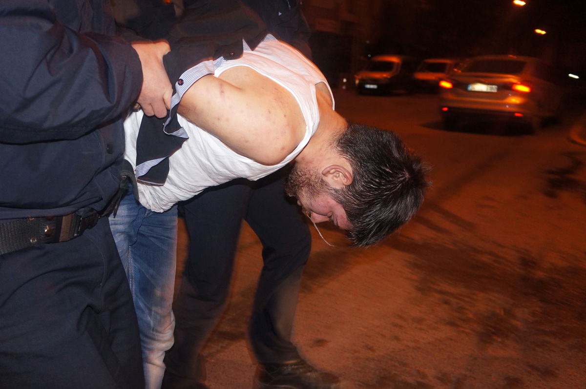 Hırsızlık Yaptıkları Okuldaki Kamera Kayıtlarını da Çaldılar