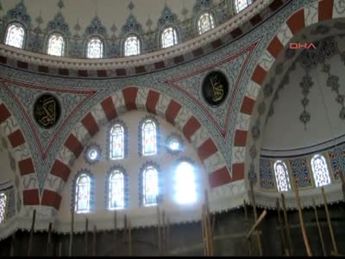 Minareleri Ermenistan\'dan Görülecek