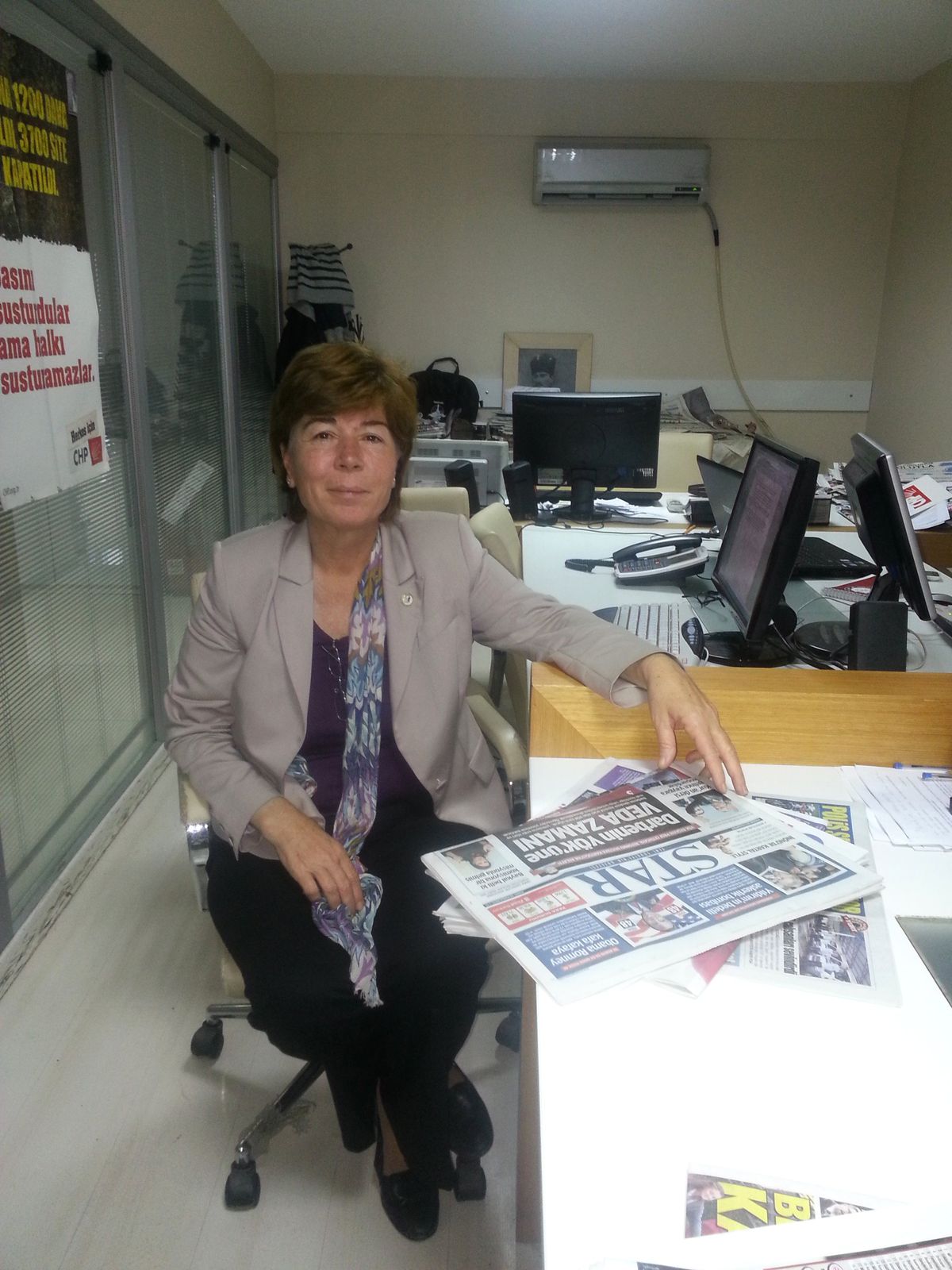İzmir\'de Yaşam Tarzı Tartışması Sürüyor