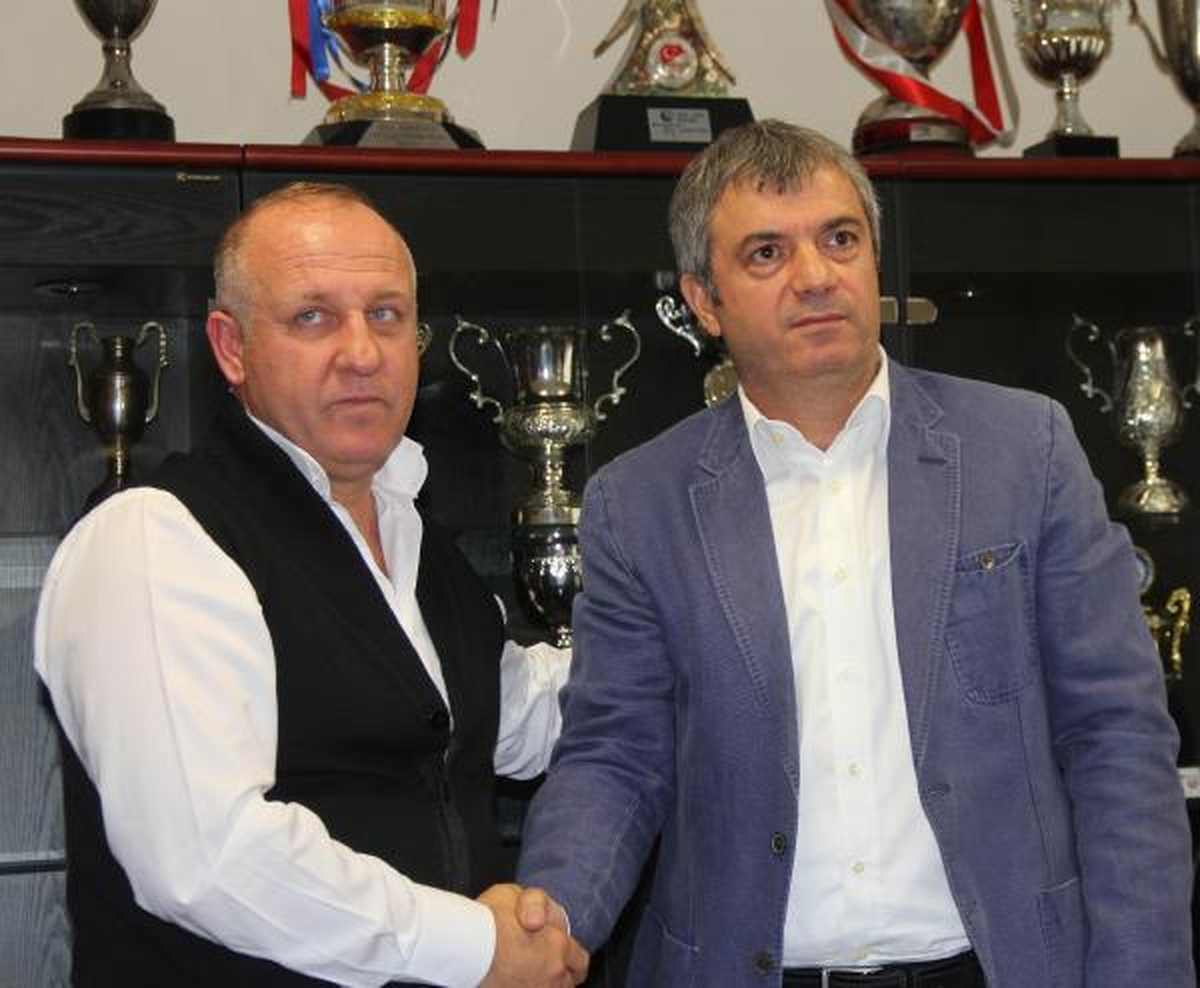 Karabükspor Mesut Bakkal\'la Anlaştı (Yeniden)