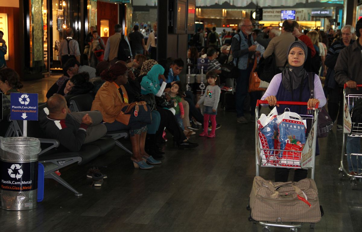 Lodos Hava Trafiğini Olumsuz Yönde Etkiliyor