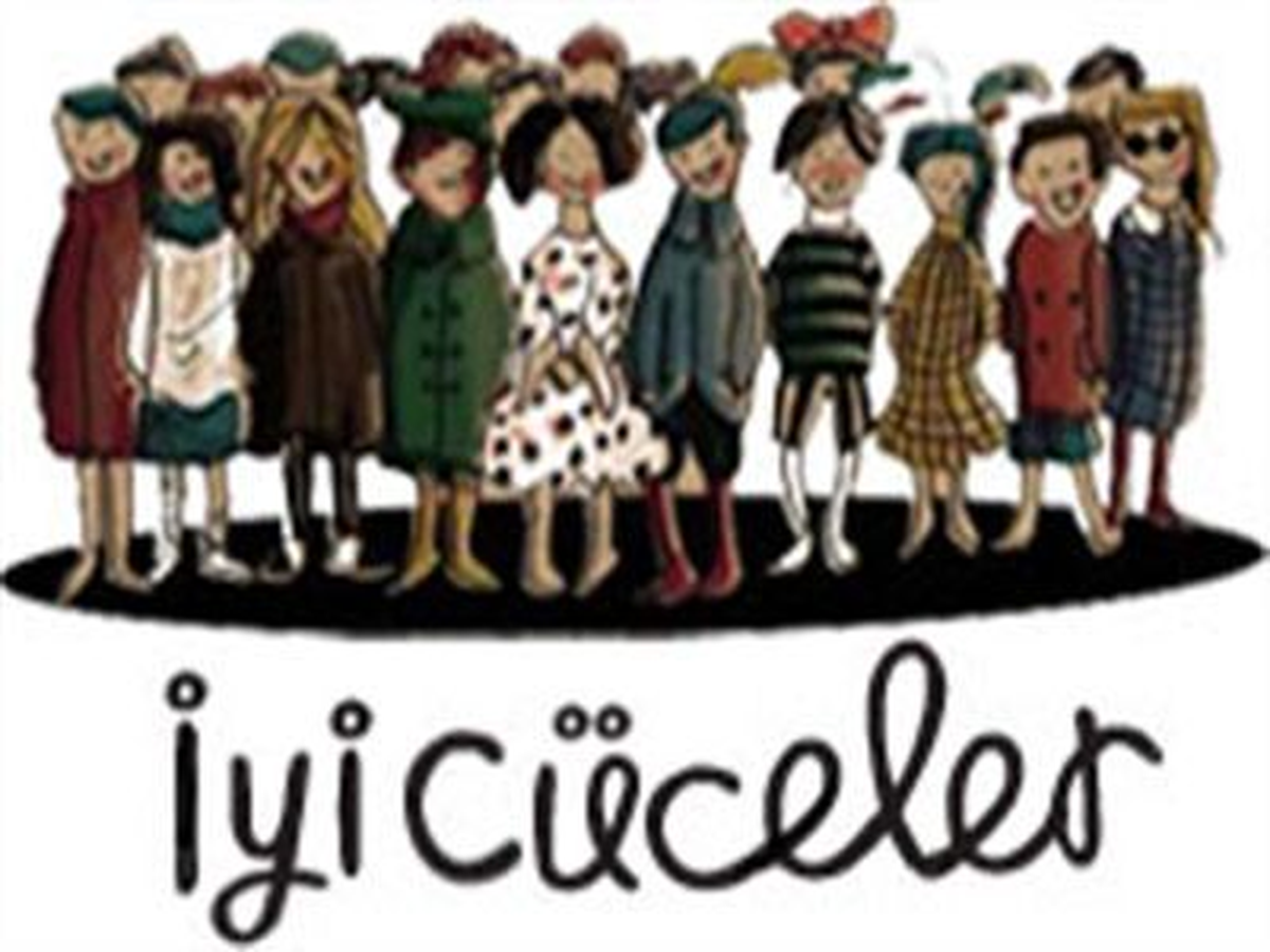 Minikleri Dopdolu Bir Ay Bekliyor