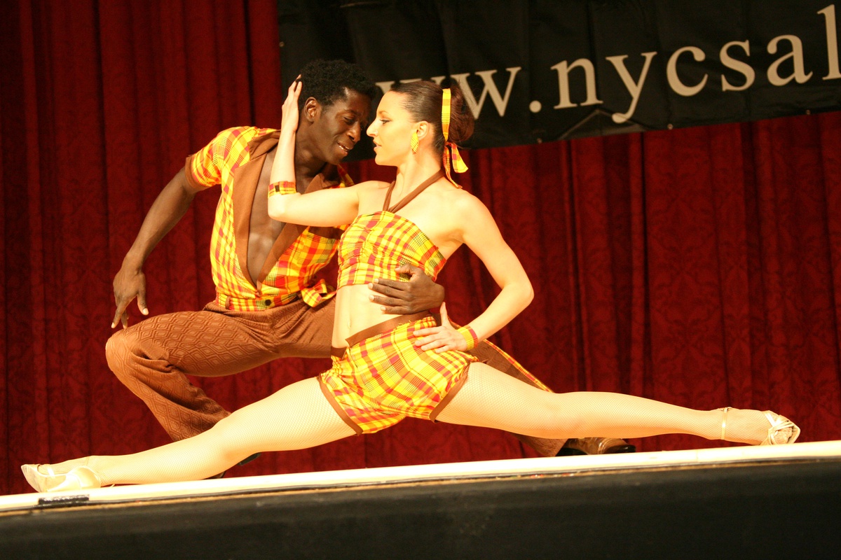 Mouaze Konaté ve Fanny Frosini Big Plate Latin Gecesi\'nde