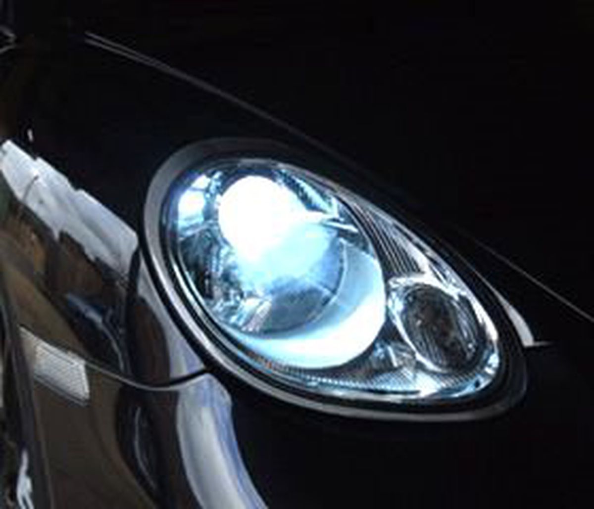 Porsche Farları Çalınıyor!