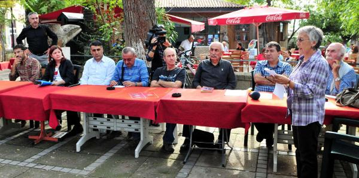 Sanatçılar: Ölüm Değil, Çözüm İstiyoruz