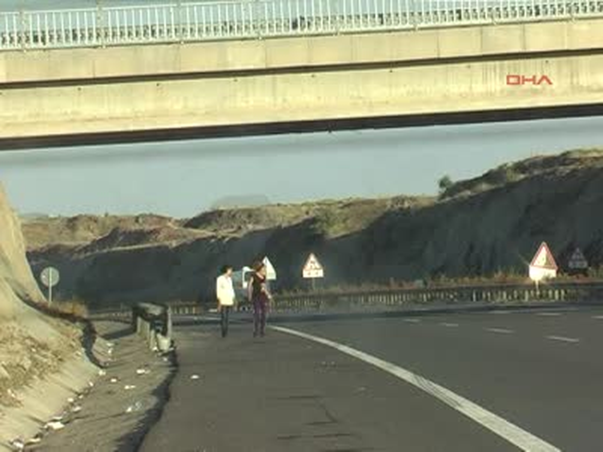 Şanlıurfa Yol Ortasında Fuhuş Pazarlığı