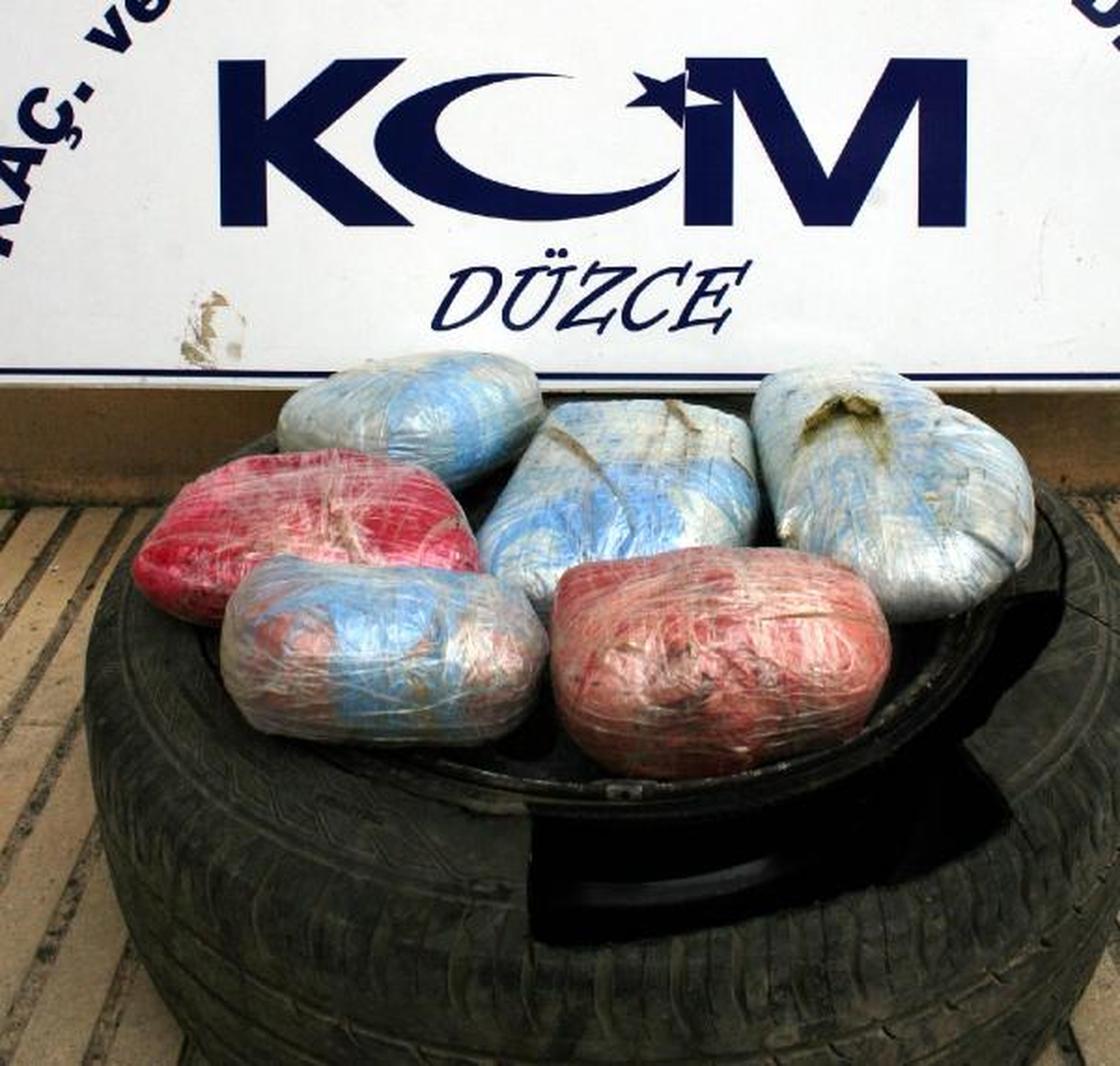 Stepneden 7 Kilo Esrar Çıktı
