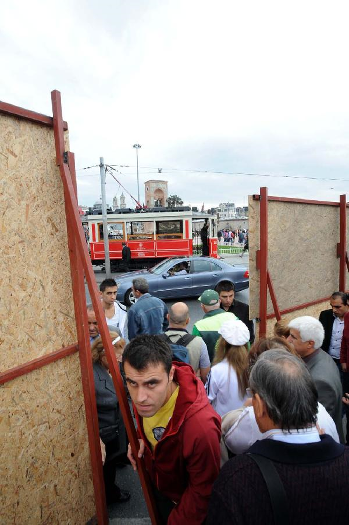 Taksim\'den Yayalaştırma Manzaraları